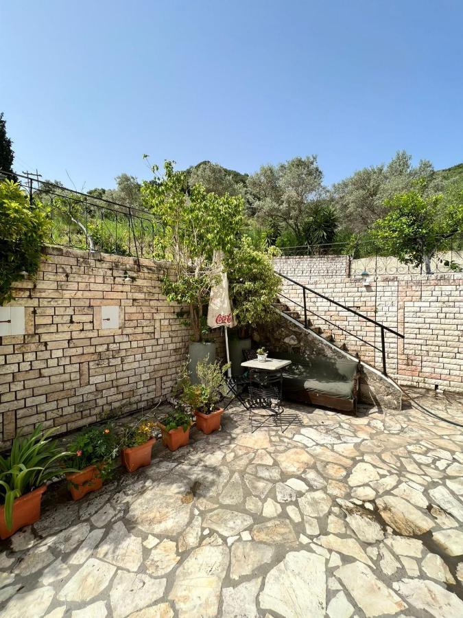 Lithino Apartments - 5Min From The Beach Agios Ioannis Peristerion Exterior foto