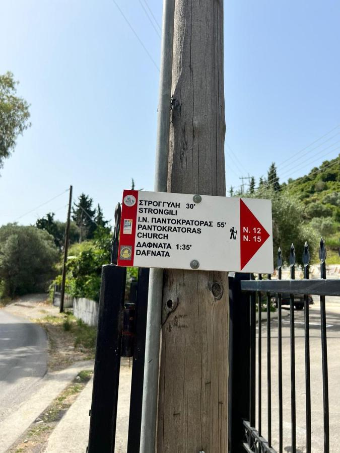 Lithino Apartments - 5Min From The Beach Agios Ioannis Peristerion Exterior foto