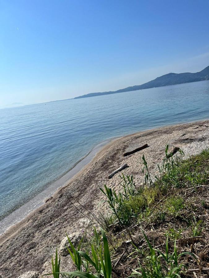 Lithino Apartments - 5Min From The Beach Agios Ioannis Peristerion Exterior foto